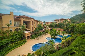 Bella Vista 2D 3 Bdrs Pool View in Los Suenos