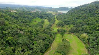 Colina 8E 2 bdr Garden View in Los Suenos