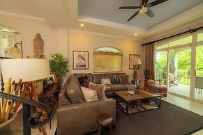 Colina 8E 2 bdr Garden View in Los Suenos