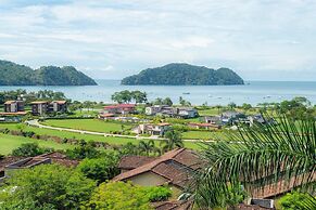 Miramar 3B 3 bdr Ocean View in Los Suenos