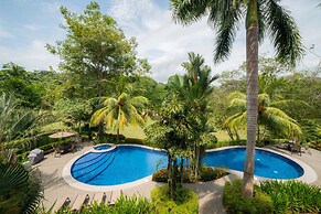 Veranda 3G 2 bdr Garden View in Los Suenos