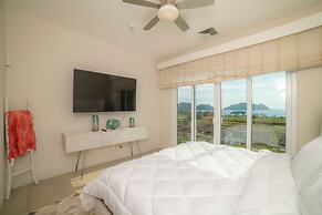 Miramar 5D 3 bdr Ocean View in Los Suenos