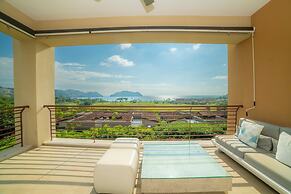 Miramar 5D 3 bdr Ocean View in Los Suenos