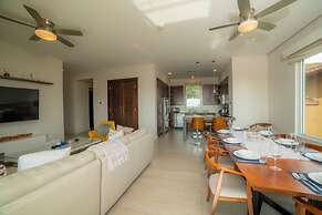Miramar 5D 3 bdr Ocean View in Los Suenos