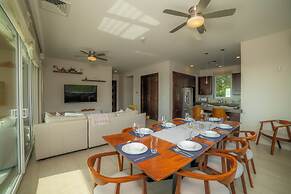 Miramar 5D 3 bdr Ocean View in Los Suenos