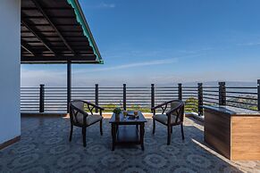 Alaya Stays SnowPeak Vila With Hill View