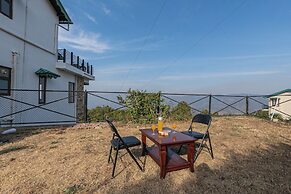 Alaya Stays SnowPeak Vila With Hill View