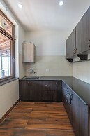 Alaya Stays SnowPeak Vila With Hill View