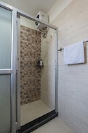 Alaya Stays SnowPeak Vila With Hill View