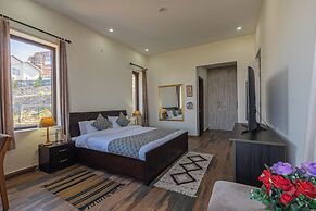 Alaya Stays SnowPeak Vila With Hill View