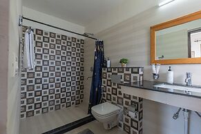 Alaya Stays SnowPeak Vila With Hill View