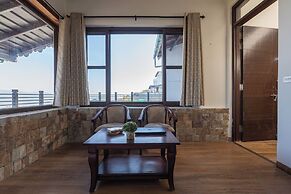 Alaya Stays SnowPeak Vila With Hill View