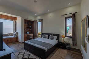 Alaya Stays SnowPeak Vila With Hill View
