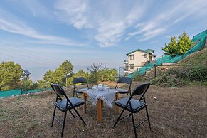 Alaya Stays SnowPeak Vila With Hill View