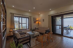 Alaya Stays SnowPeak Vila With Hill View
