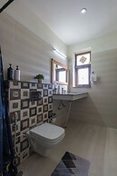 Alaya Stays SnowPeak Vila With Hill View