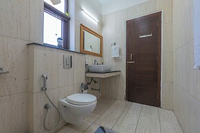 Alaya Stays SnowPeak Vila With Hill View
