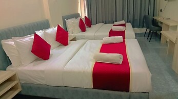 Hotel The Crown Prince