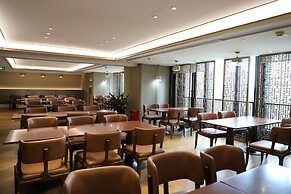 QianHai Service Apartments
