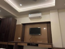 Hotel Amba Ambience