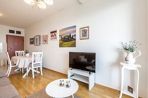 Belo Horizonte, with Pool & Sea View