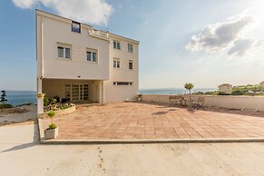 Belo Horizonte, with Pool & Sea View