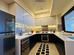 Azure Casa at Cinnamon Life Residence