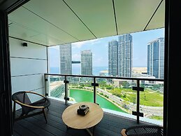 Azure Casa at Cinnamon Life Residence