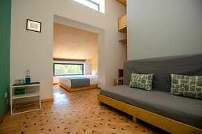 Vardeni Guest House