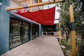 Vardeni Guest House
