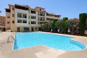 Queens Garden Residence Staycom