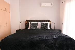 Queens Garden Residence Staycom