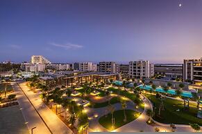 Rooftop Sunset Garden by Staycom