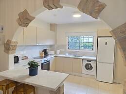 Ambrosia Townhouse by Staycom