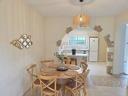Ambrosia Townhouse by Staycom