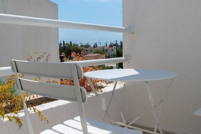 Sienna Townhouse by Staycom