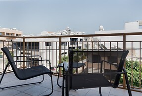 Lithos Modern Flat by Staycom