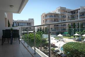 Crystalview Elysia by Staycom
