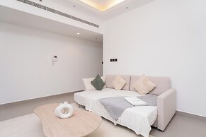 Gala Guests - Classic Opal Tower Suites Dubai Marina
