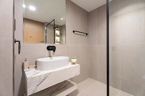 Gala Guests - Classic Opal Tower Suites Dubai Marina