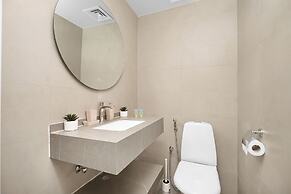 Gala Guests - Classic Opal Tower Suites Dubai Marina
