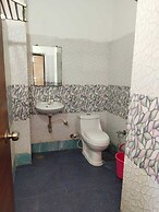 HOTEL DYNA INN