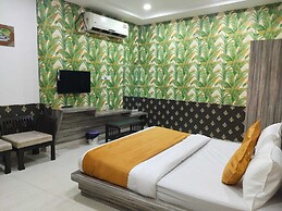 HOTEL DYNA INN