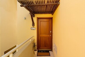 Sleeps 6 Views Beach 1 Block Gated