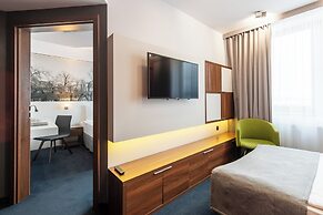 Terminal Hotel