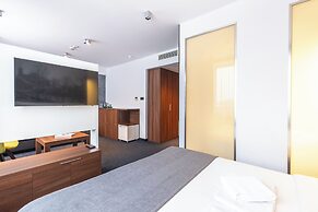 Terminal Hotel