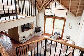 w Impressive 2BR Villa in Sacred Valley