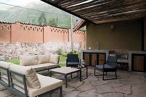 w Serene 2BR Riverside Villa w Nature Views