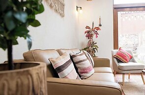 w Serene 2BR Riverside Villa w Nature Views