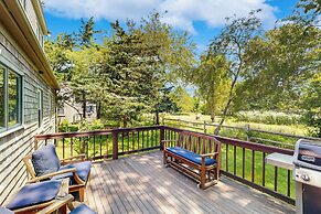 1 Mi to Dtwn Nantucket! Family Getaway w/ Deck